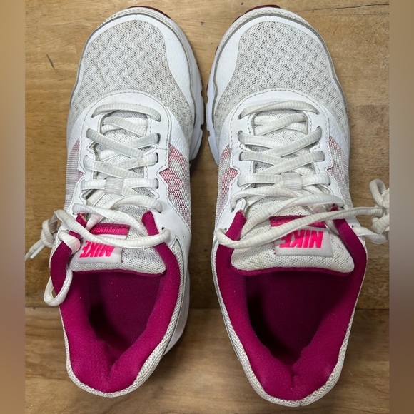 Nike Air Relentless 4 Womens Size 6 Running Shoes Sneakers White Pink 684042-102 - Picture 7 of 11